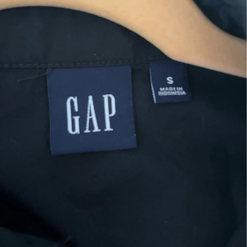 GAP Black Short Sleeve Mini Dress with Tie Waist and Collar - Picture 6 of 6